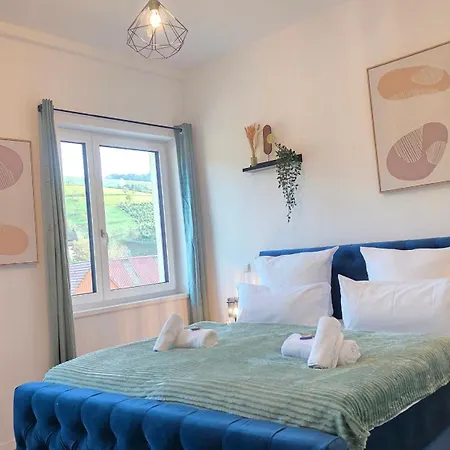 Black Forest -5- I Design-apartment I 2 Etagen I Terrasse & Balkon Mit Ausblick I Boxspring I Nespresso Apartman