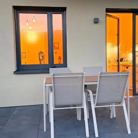 Black Forest -5- I Design I 2 Etagen I Terrasse & Balkon Mit Ausblick I Boxspring I Parkplatz Apartment